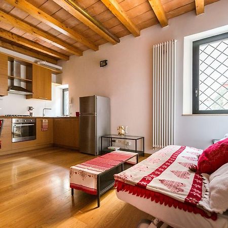 روما Apartment Polveriera Colosseum المظهر الخارجي الصورة