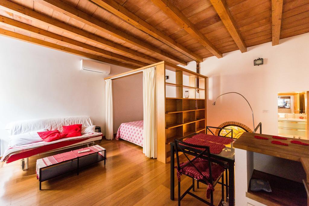 روما Apartment Polveriera Colosseum المظهر الخارجي الصورة