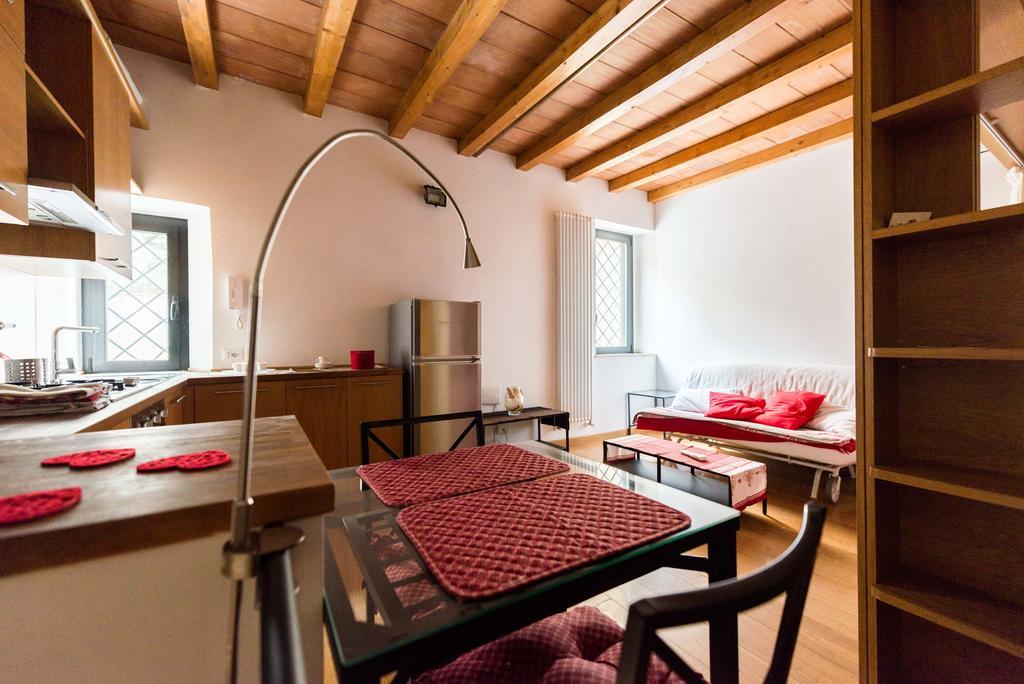 روما Apartment Polveriera Colosseum المظهر الخارجي الصورة